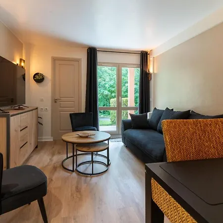 Appartement Beautiful Flat With Swimming Pool Tennis Court And Private Car Parking 09 Le Touquet-Paris-Plage