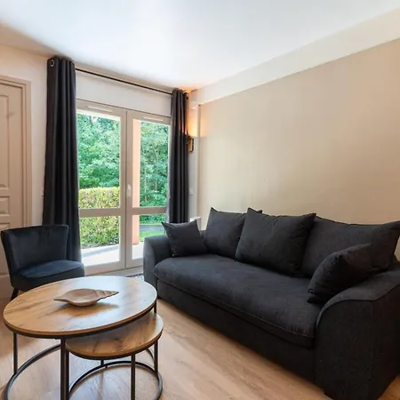 Apartment Tres Bel Renove Avec Piscine Tennis Et Parking Prive 09 Le Touquet