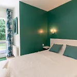 Apartment Tres Bel Renove Avec Piscine Tennis Et Parking Prive 09 *